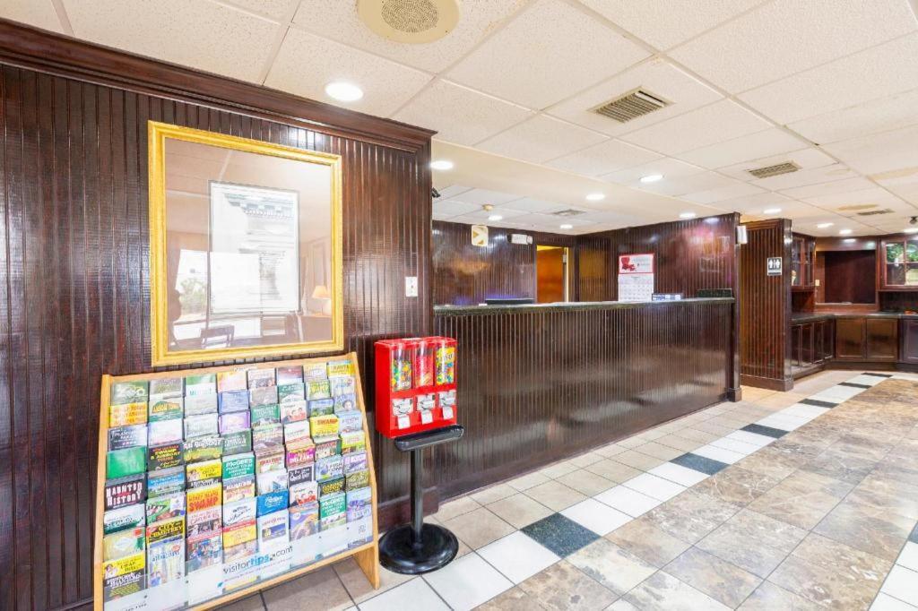 Oyo Hotel Baton Rouge Mid City 외부 사진