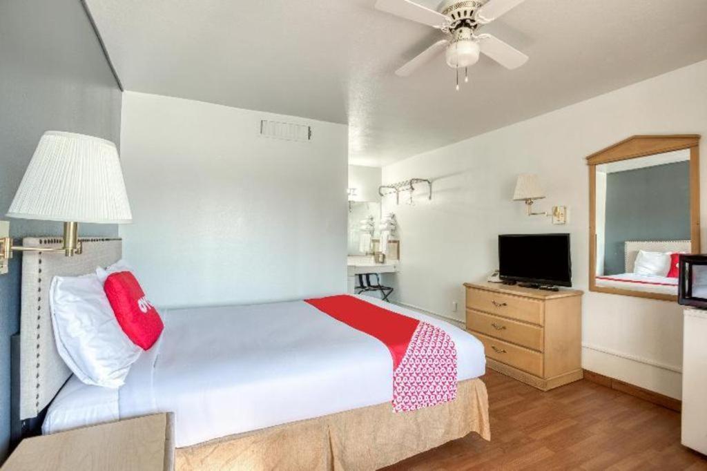Oyo Hotel Baton Rouge Mid City 외부 사진