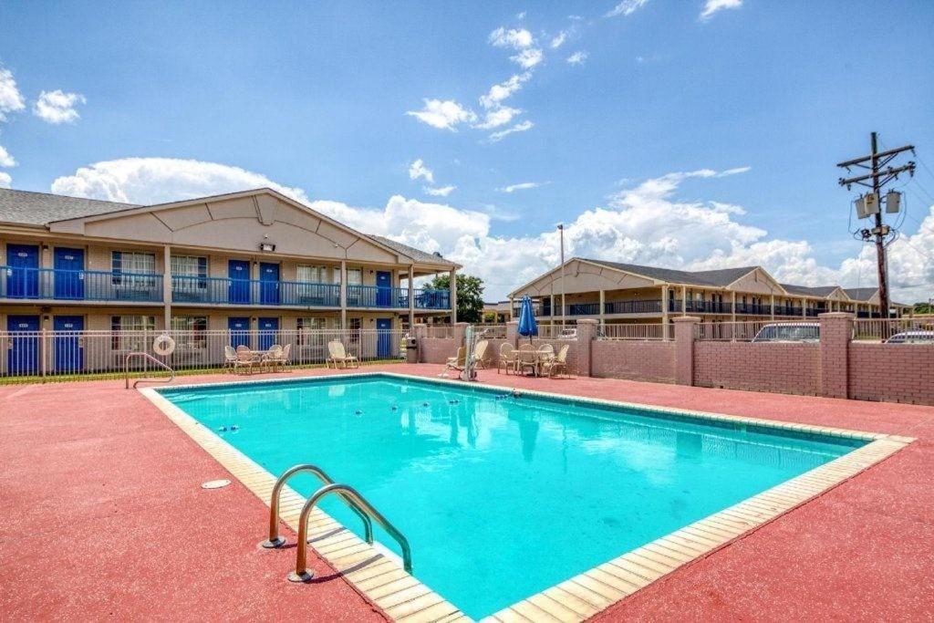 Oyo Hotel Baton Rouge Mid City 외부 사진